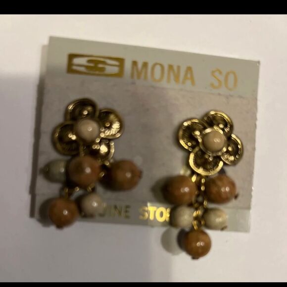 VINTAGE FABULOUS DESIGNER "MONA SO" Clip On Earrings - Picture 3 of 4